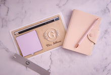 Load image into Gallery viewer, Personalised Sticky Note & Pen/Pencil Holder, Custom Gift Post-It Holder, Thank You Gift for Colleagues, Teachers, Sticky Note Holder
